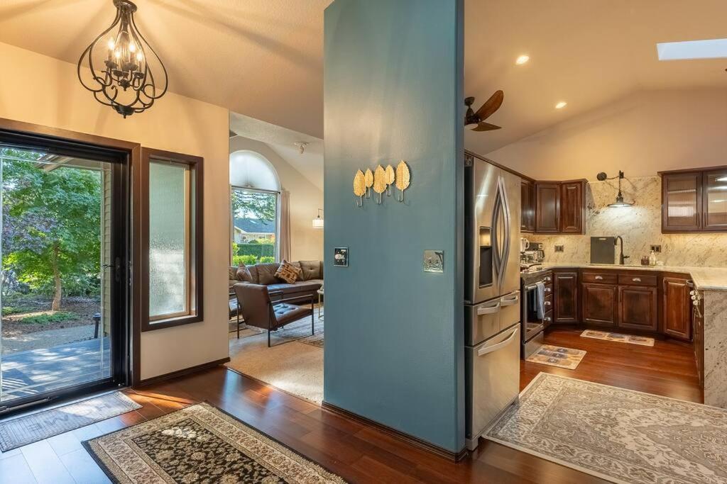 Comfy 4b/2b Near Dunes & Ocean! Pet Friendly! *