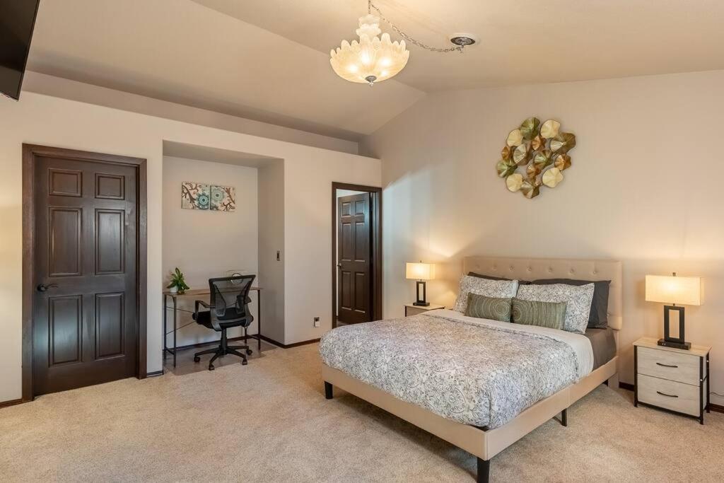 Comfy 4b/2b Near Dunes & Ocean! Pet Friendly! *