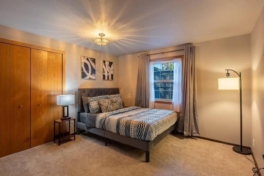 Comfy 4b/2b Near Dunes & Ocean! Pet Friendly! Chalet