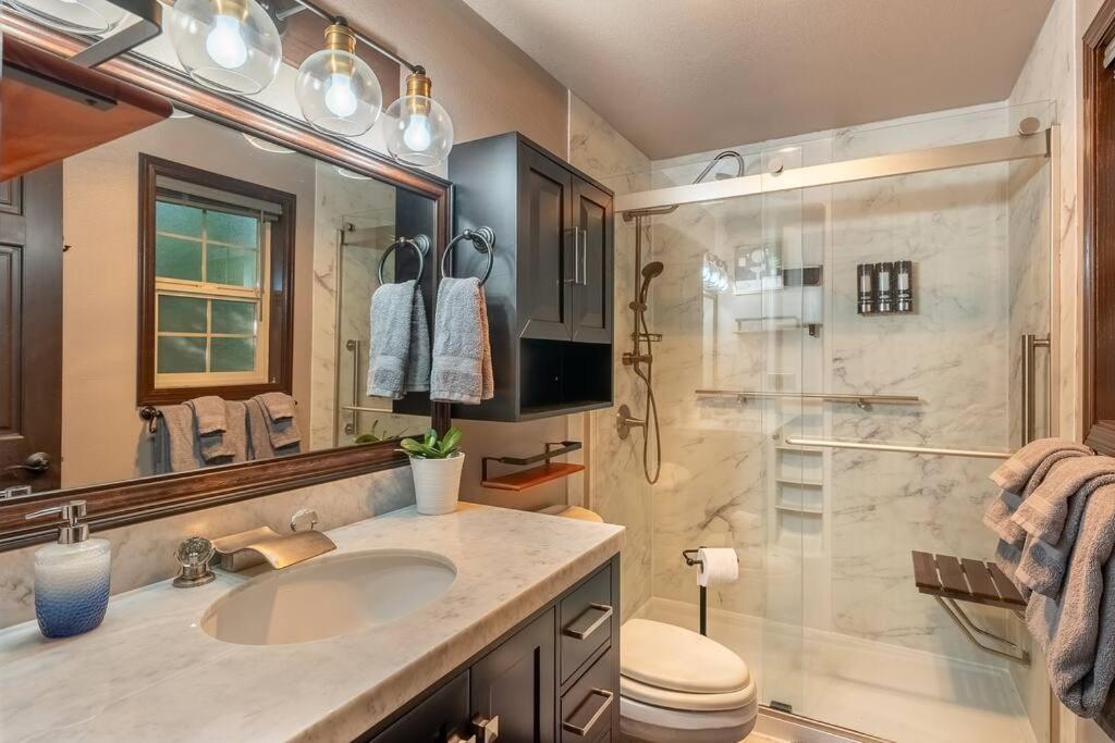 Chalet Comfy 4b/2b Near Dunes & Ocean! Pet Friendly! *